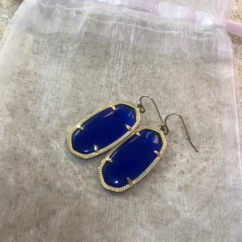 Kendra Scott cobalt Blue Elle earrings